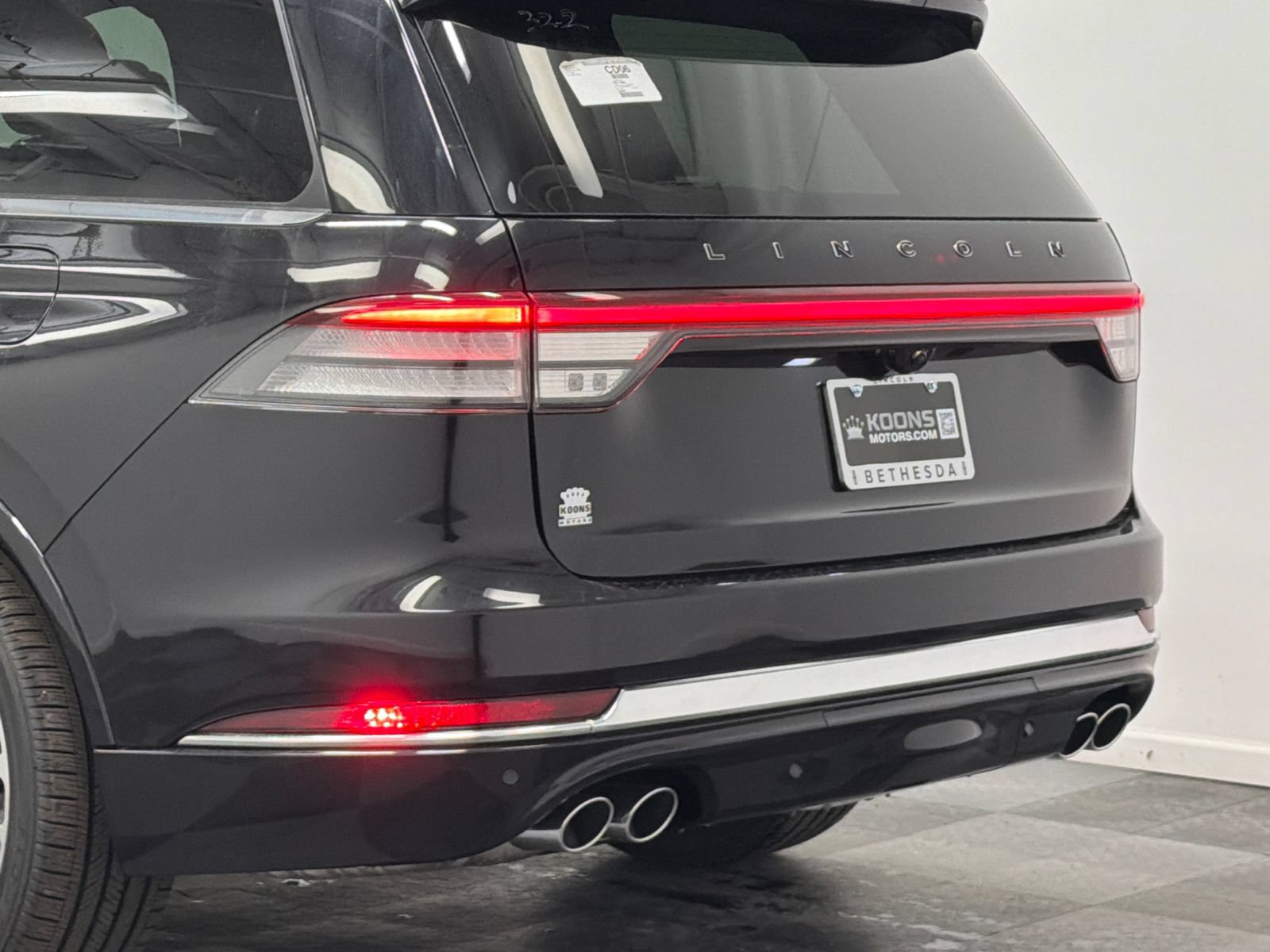 New 2026 Lincoln Aviator Black Label w/ Dynamic Handling Package AWD/4WD image 7