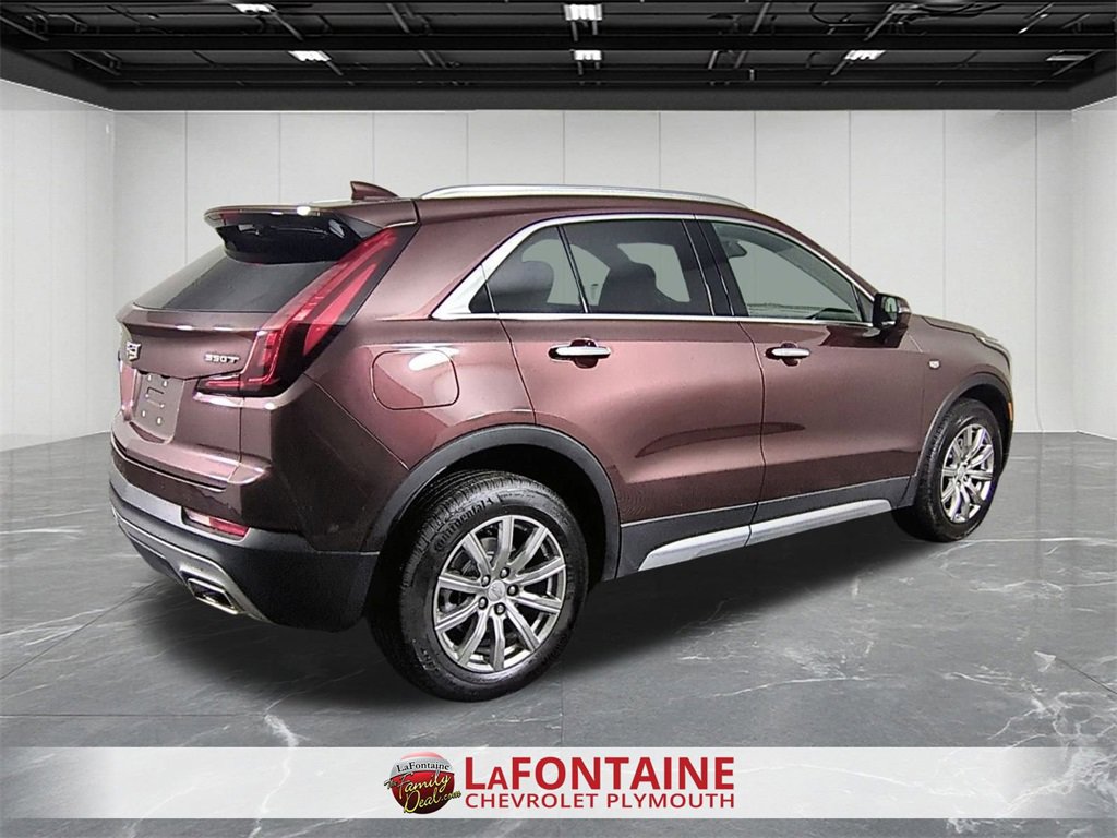 Used 2023 Cadillac XT4 Premium Luxury w/ Technology Package image 8
