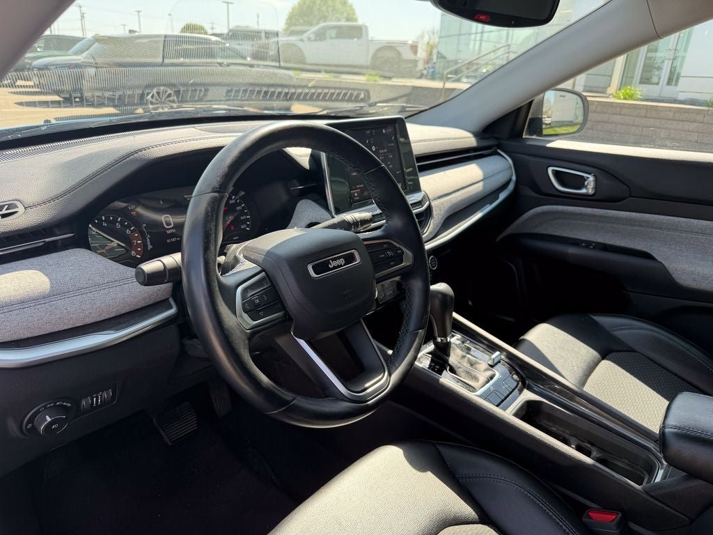 Used 2022 Jeep Compass Latitude w/ Convenience Group AWD/4WD image 9