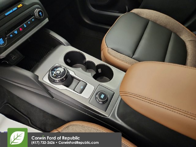 New 2026 Ford Bronco Sport Outer Banks w/ Outer Banks Tech Package+ AWD/4WD image 17