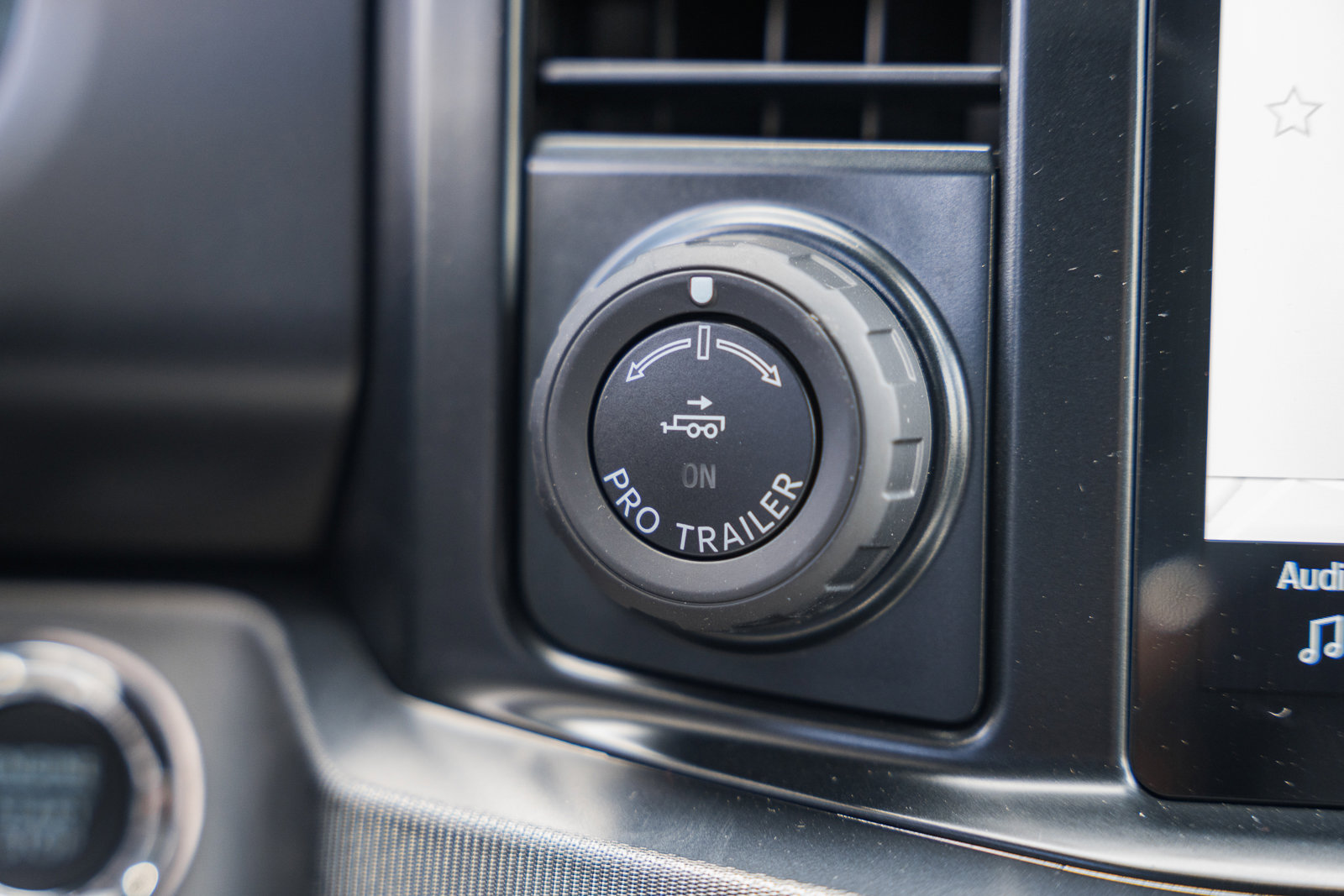 New 2026 Ford F250 Platinum image 31