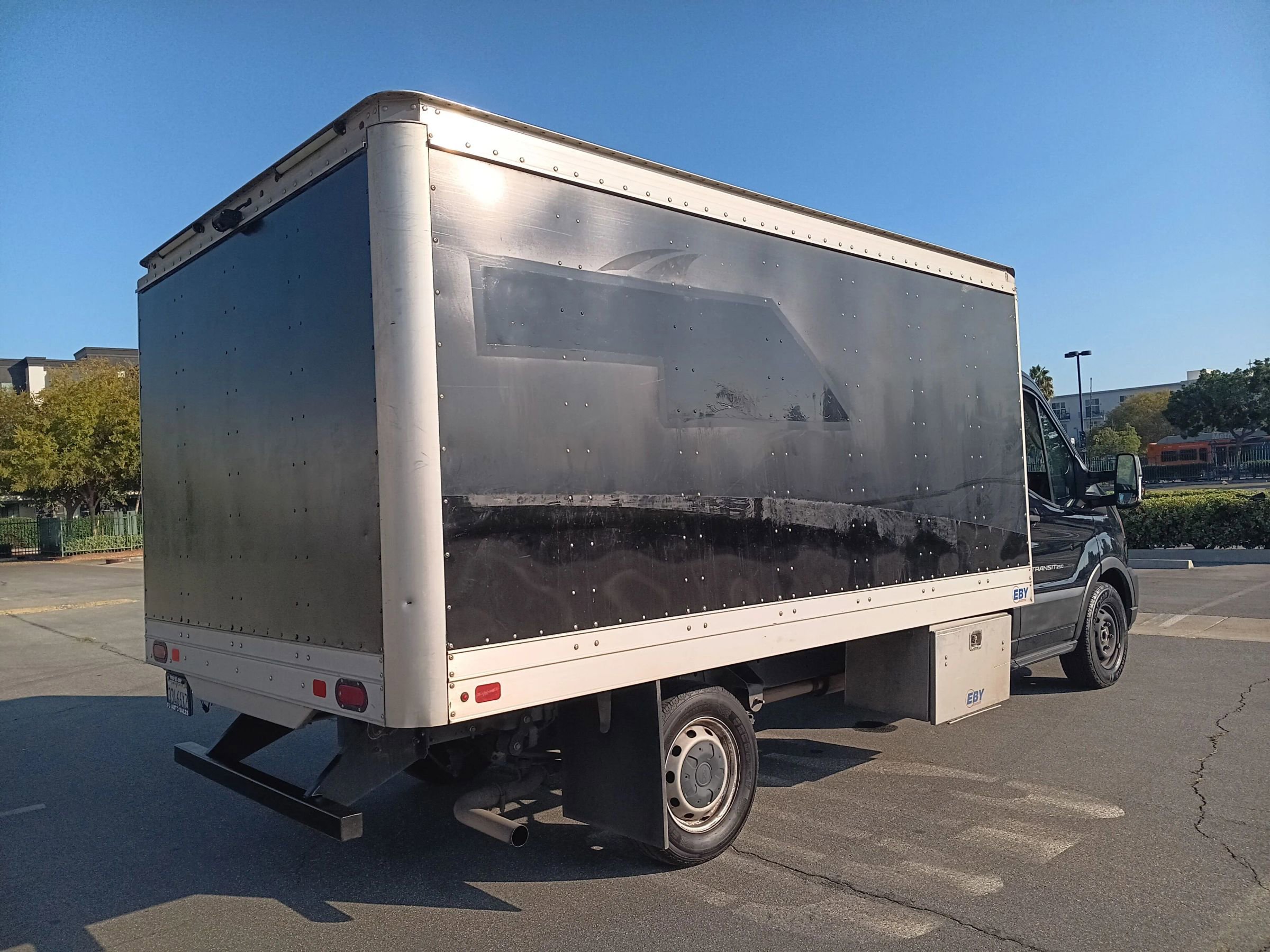 Used 2020 Ford Transit 250 138 image 9