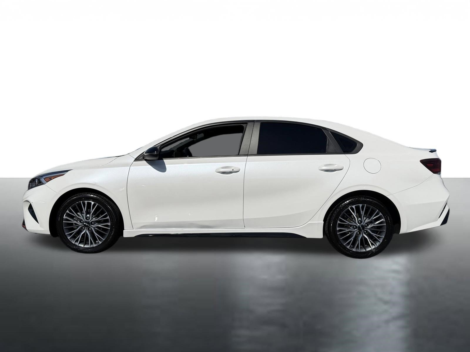Certified 2023 Kia Forte GT-Line FWD image 5