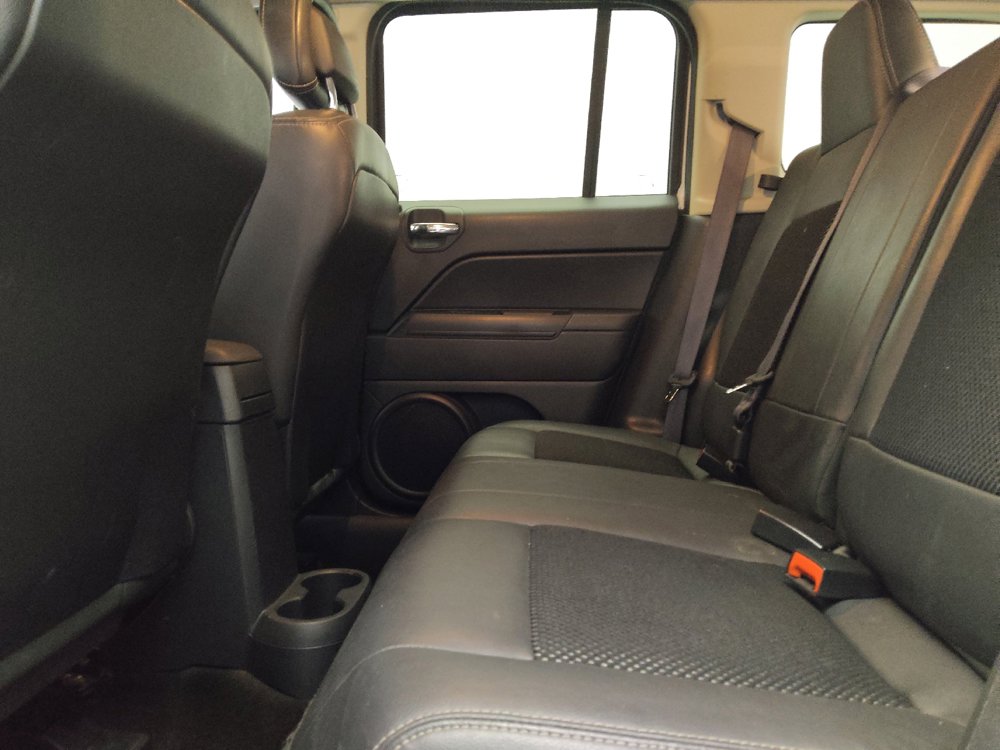 Used 2016 Jeep Patriot Sport w/ Power Value Group FWD image 17