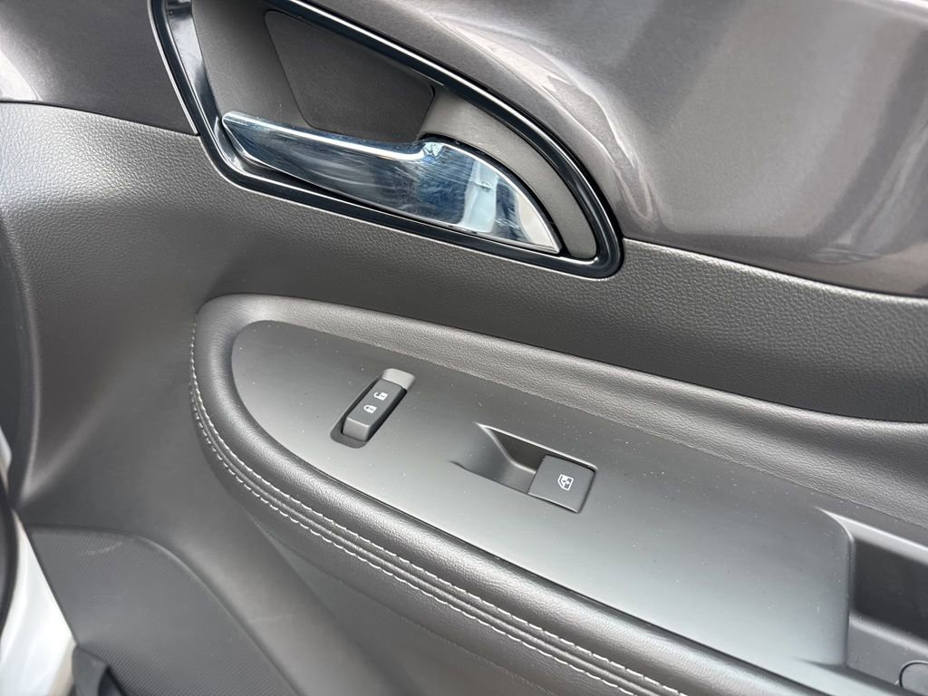 Certified 2022 Buick Encore Preferred w/ Safety Package image 39