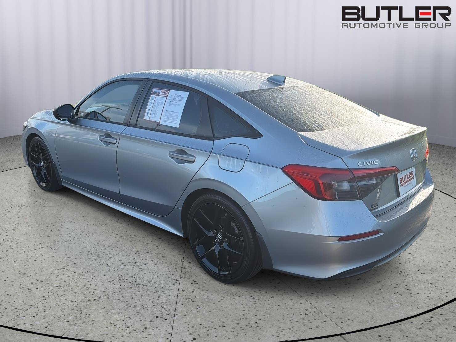 Used 2023 Honda Civic Sport image 4