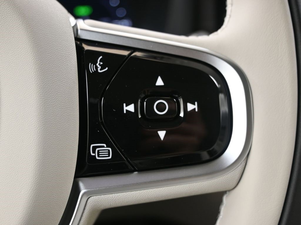 New 2026 Volvo XC60 T8 Ultra image 26