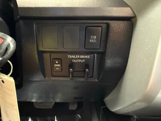 Used 2020 Toyota Tundra SR5 w/ SR5 Upgrade Package image 40