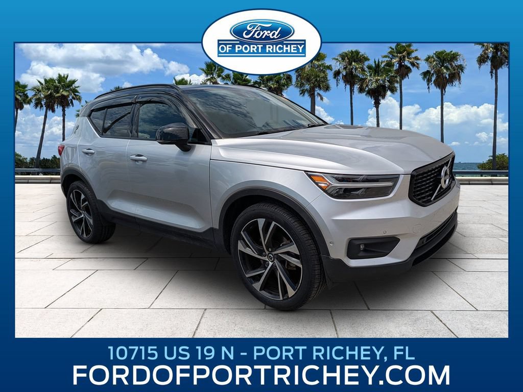 Used 2019 Volvo XC40 T5 R-Design AWD/4WD image 1