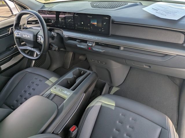 Used 2025 Kia EV9 Wind image 12