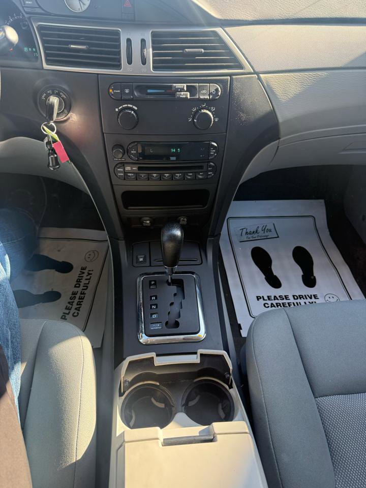 Used 2008 Chrysler Pacifica LX image 22