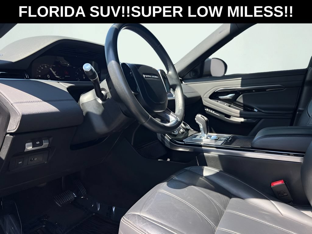 Used 2020 Land Rover Range Rover Evoque SE AWD/4WD image 2