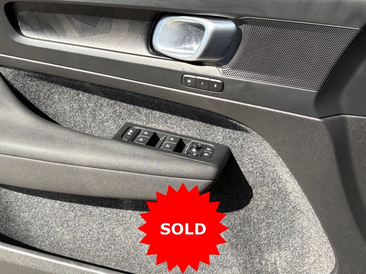 Certified 2023 Volvo C40 P8 Recharge Plus w/ Climate Package AWD/4WD image 25