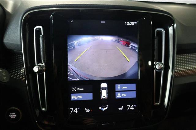 Used 2021 Volvo XC40 T5 R-Design image 19