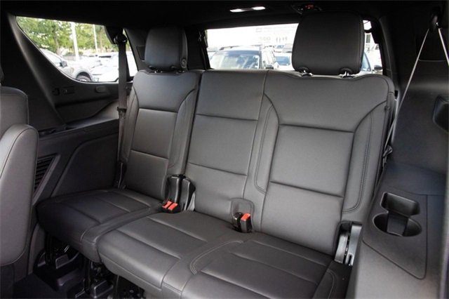 Used 2024 Chevrolet Tahoe Z71 w/ Luxury Package image 13