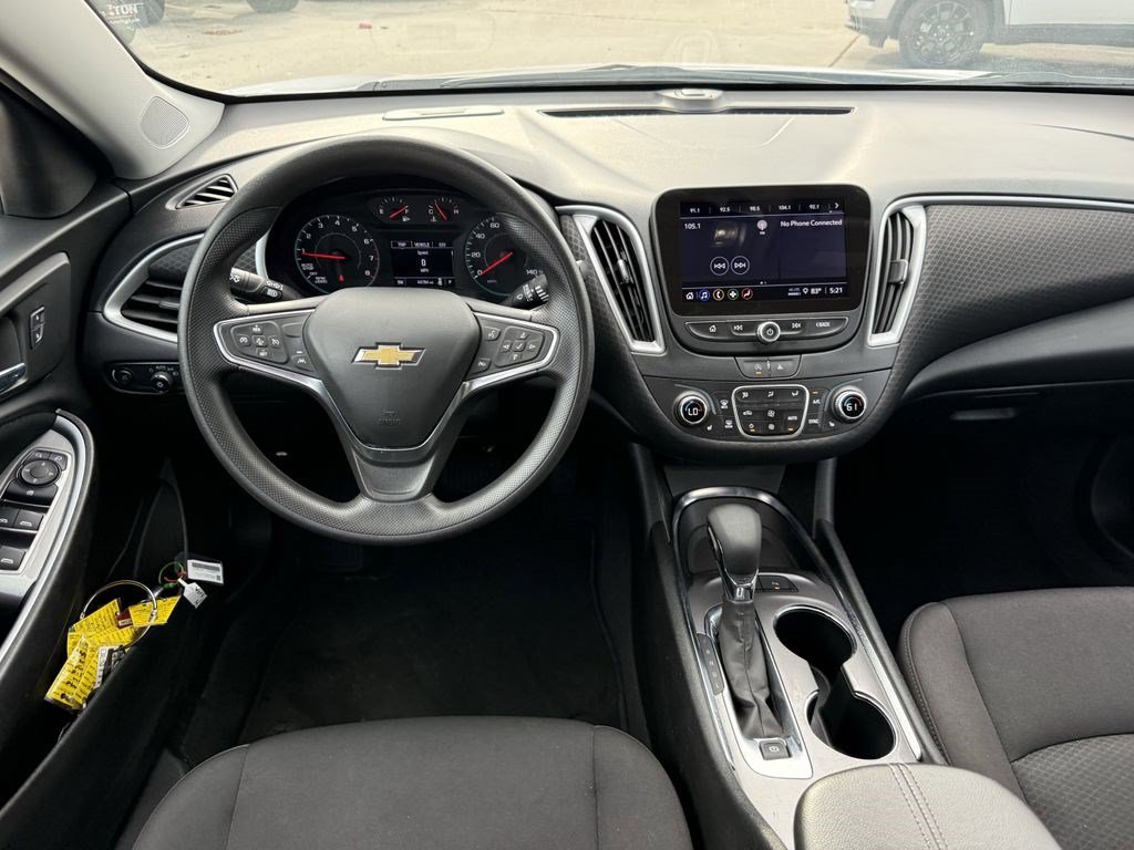 Used 2024 Chevrolet Malibu LT FWD image 14