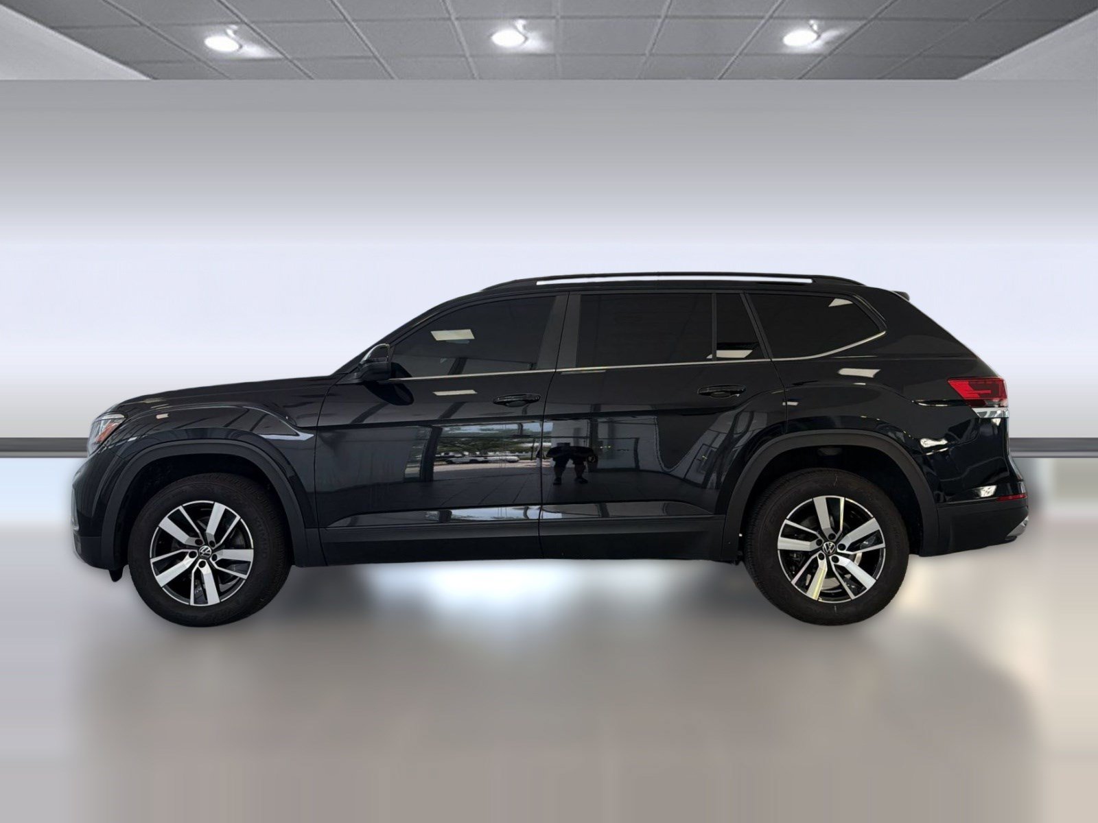 Used 2022 Volkswagen Atlas SE FWD image 2