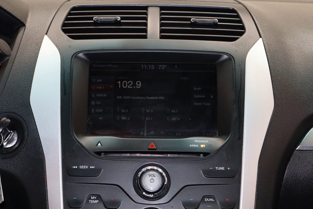 Used 2015 Ford Explorer XLT w/ Equipment Group 202B image 32