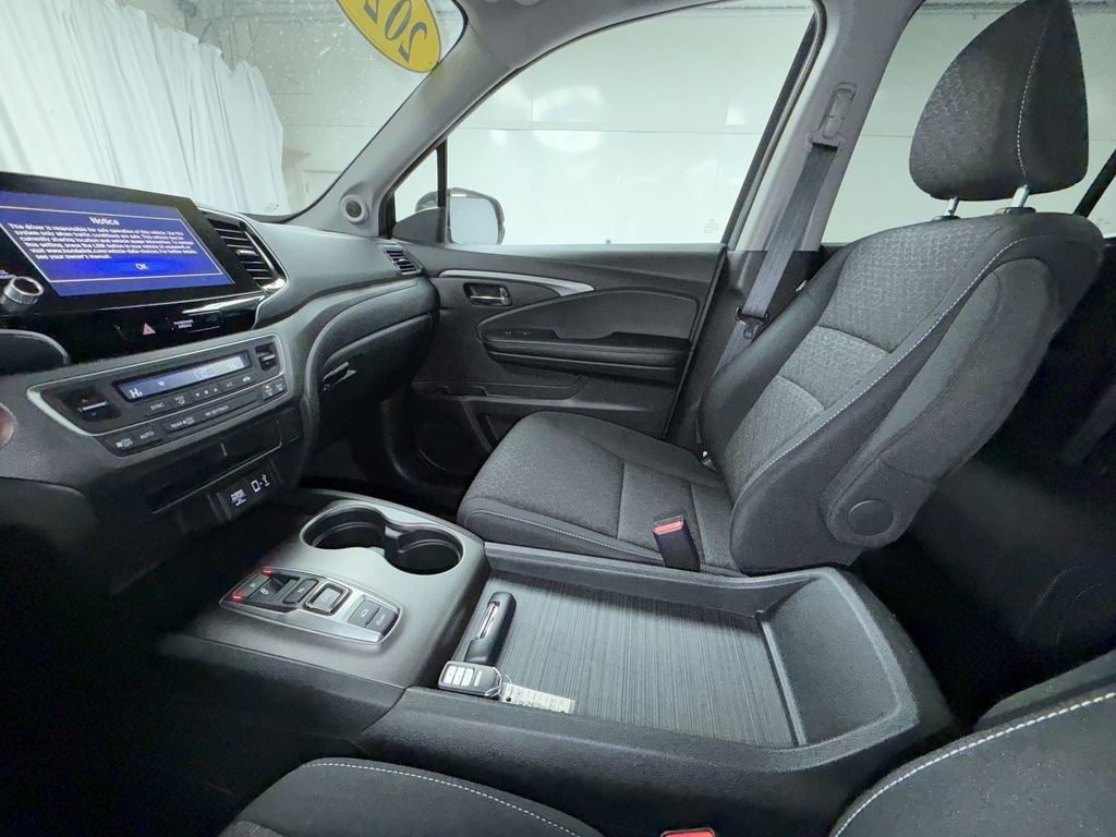 Used 2023 Honda Ridgeline Sport image 21