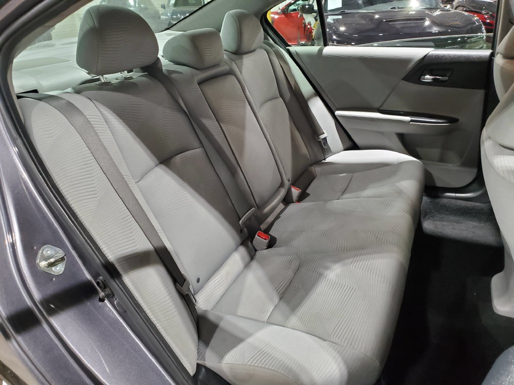 Used 2017 Honda Accord LX image 19