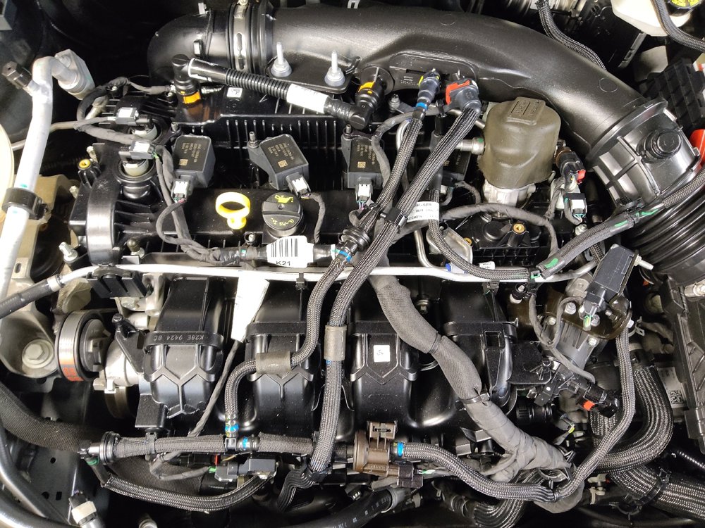 Used 2021 Ford Escape SEL w/ SEL Stealth AWD Package image 30