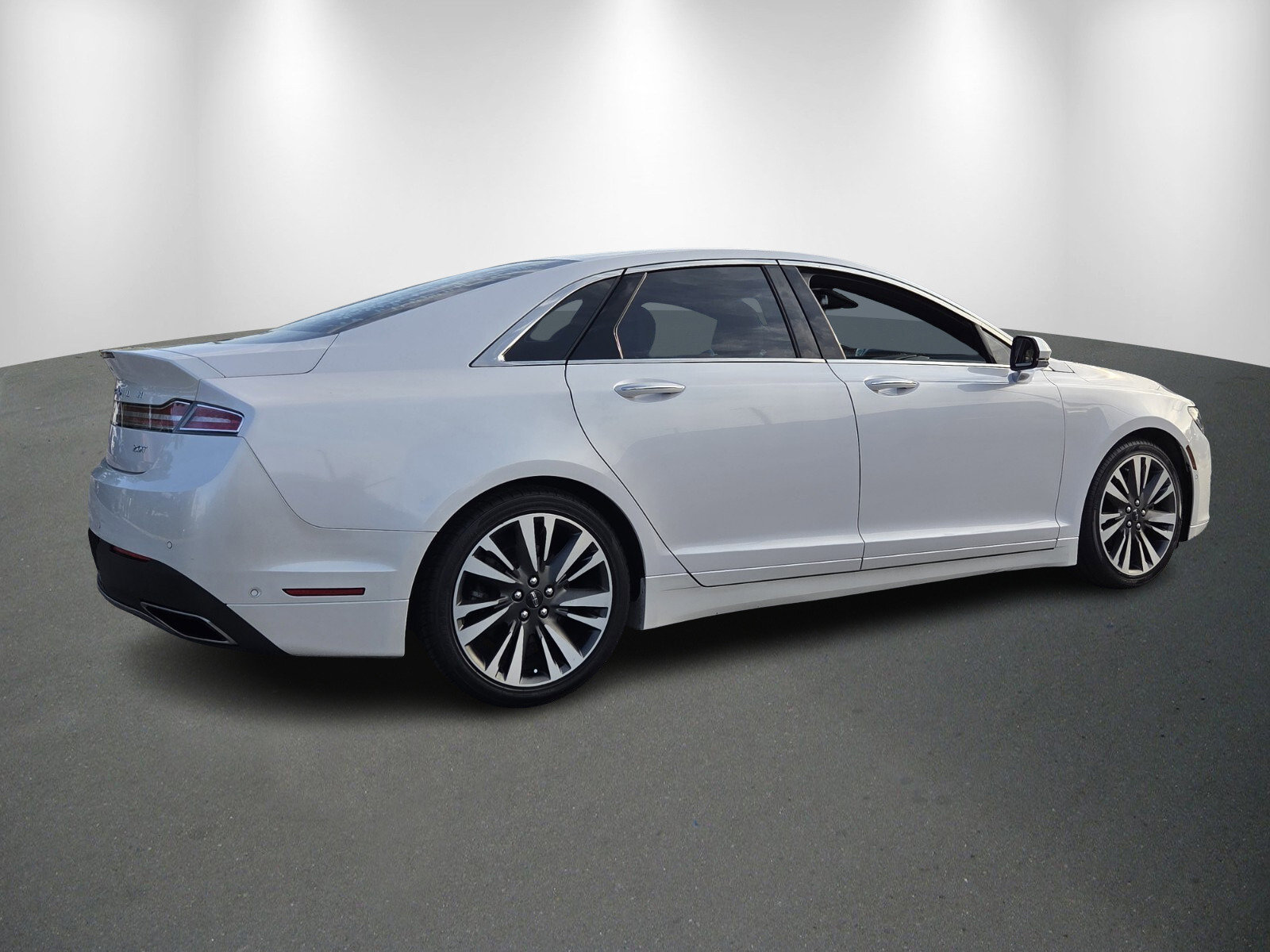 Used 2020 Lincoln MKZ Reserve w/ Elements Package image 7
