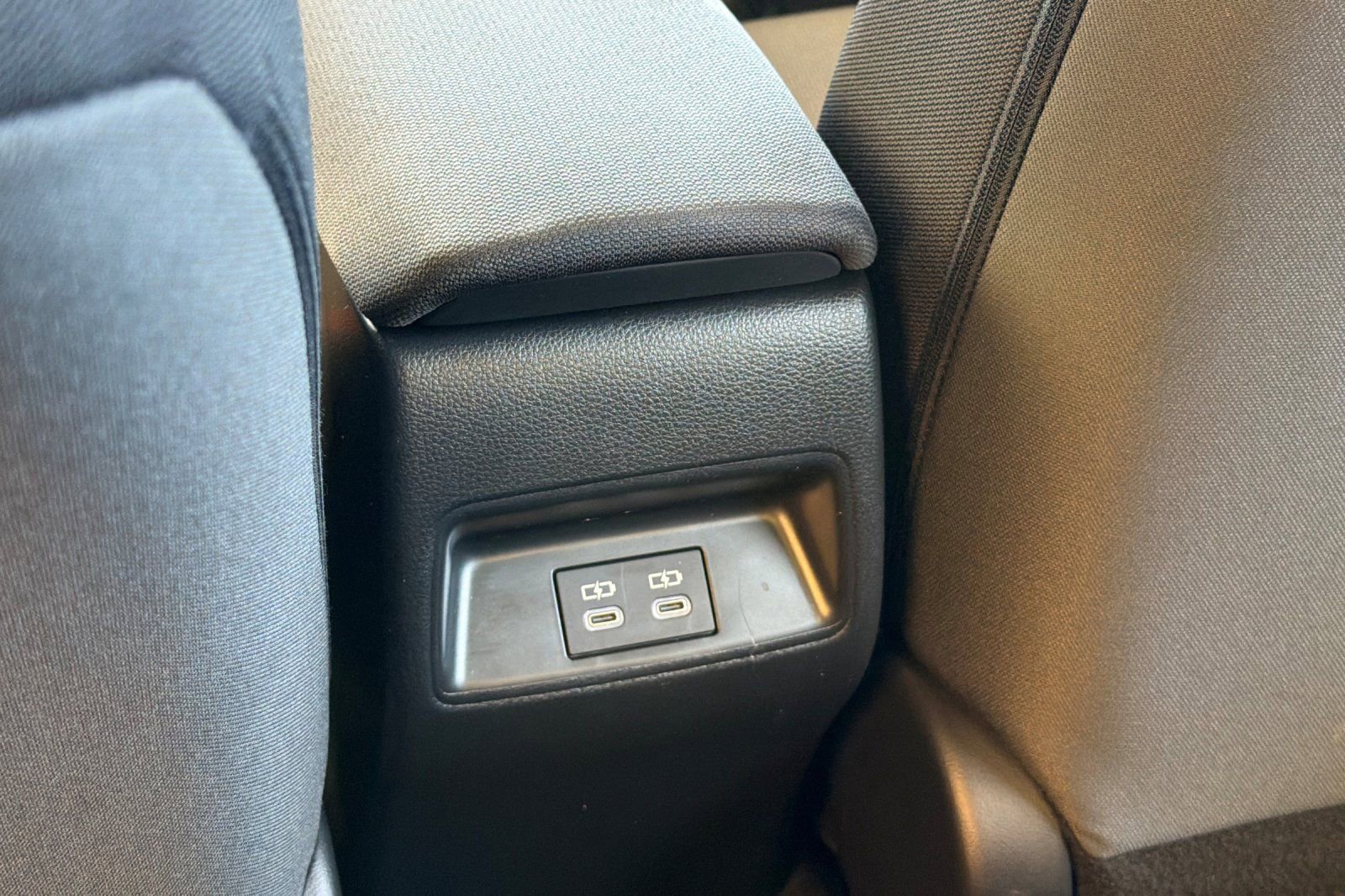 Used 2024 Toyota Corolla LE FWD image 15