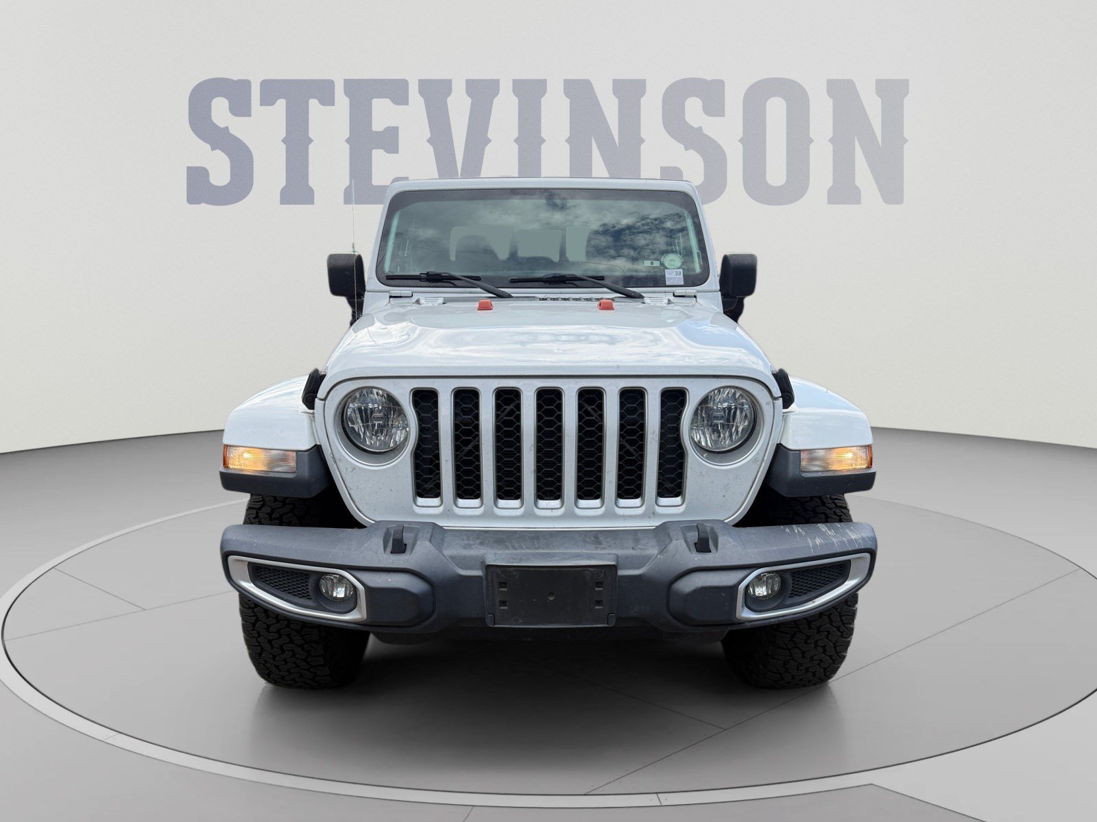 Used 2020 Jeep Gladiator Overland AWD/4WD image 8