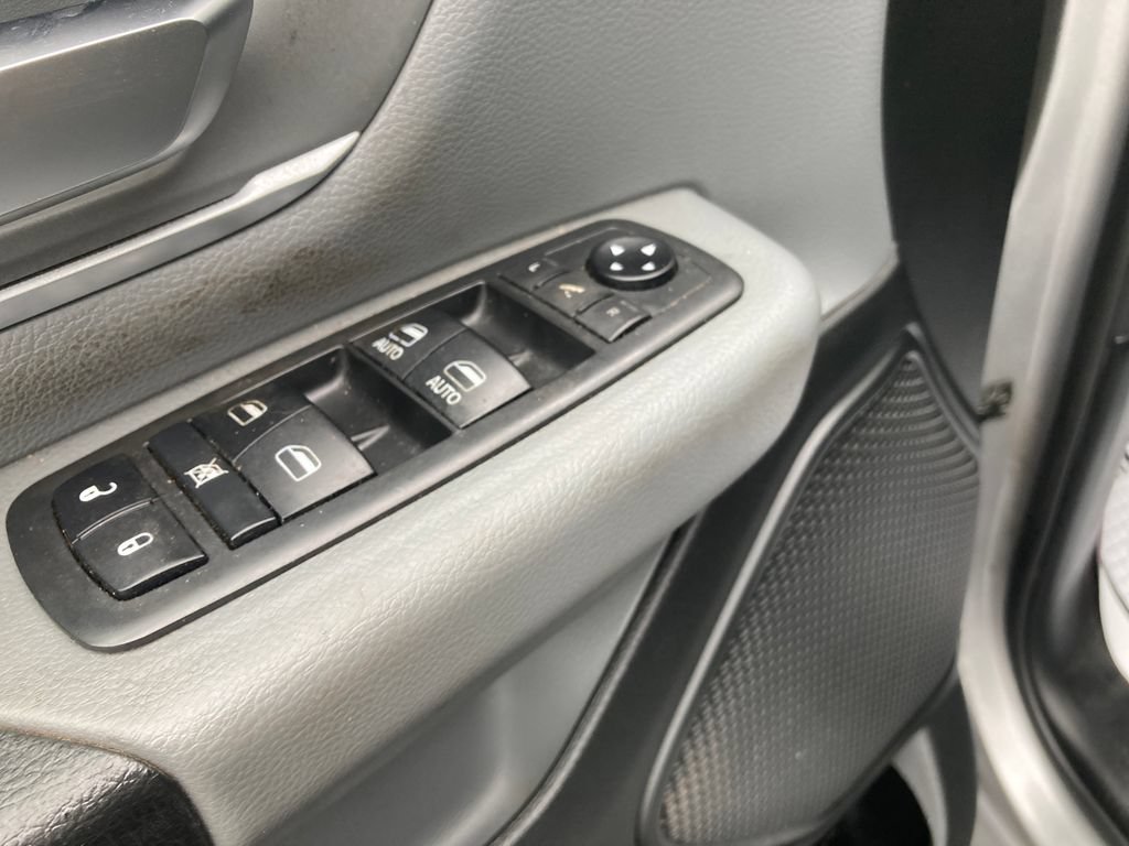 Used 2019 RAM 1500 Big Horn AWD/4WD image 14