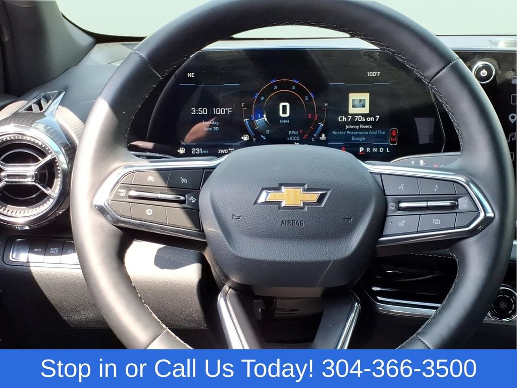Used 2026 Chevrolet Equinox LT AWD/4WD image 16