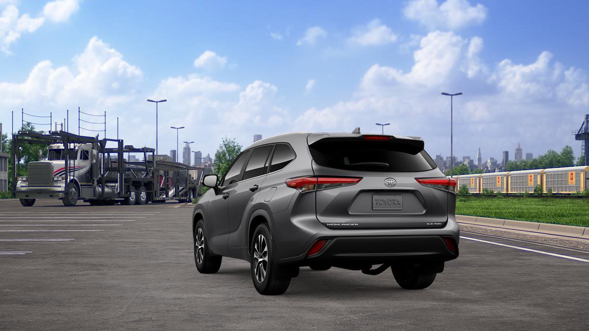 New 2026 Toyota Highlander XLE image 7