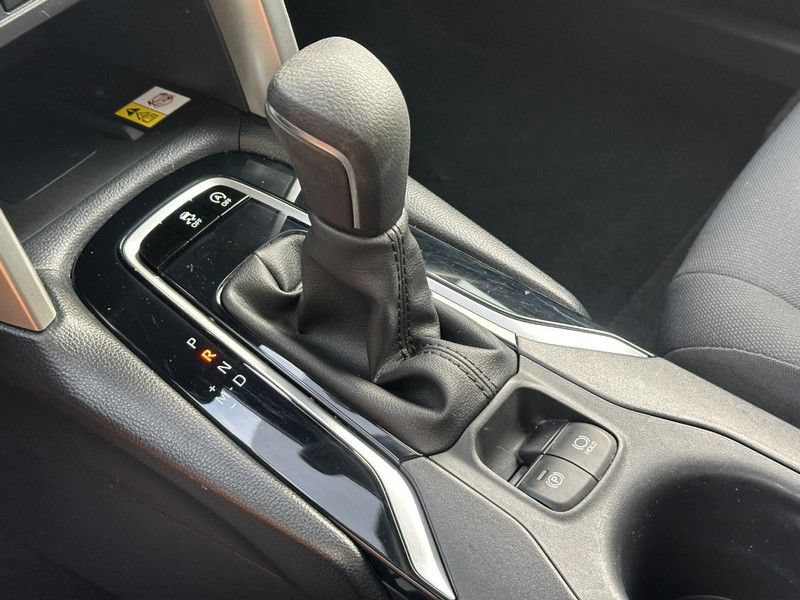 Used 2022 Toyota Corolla Cross LE AWD/4WD image 21
