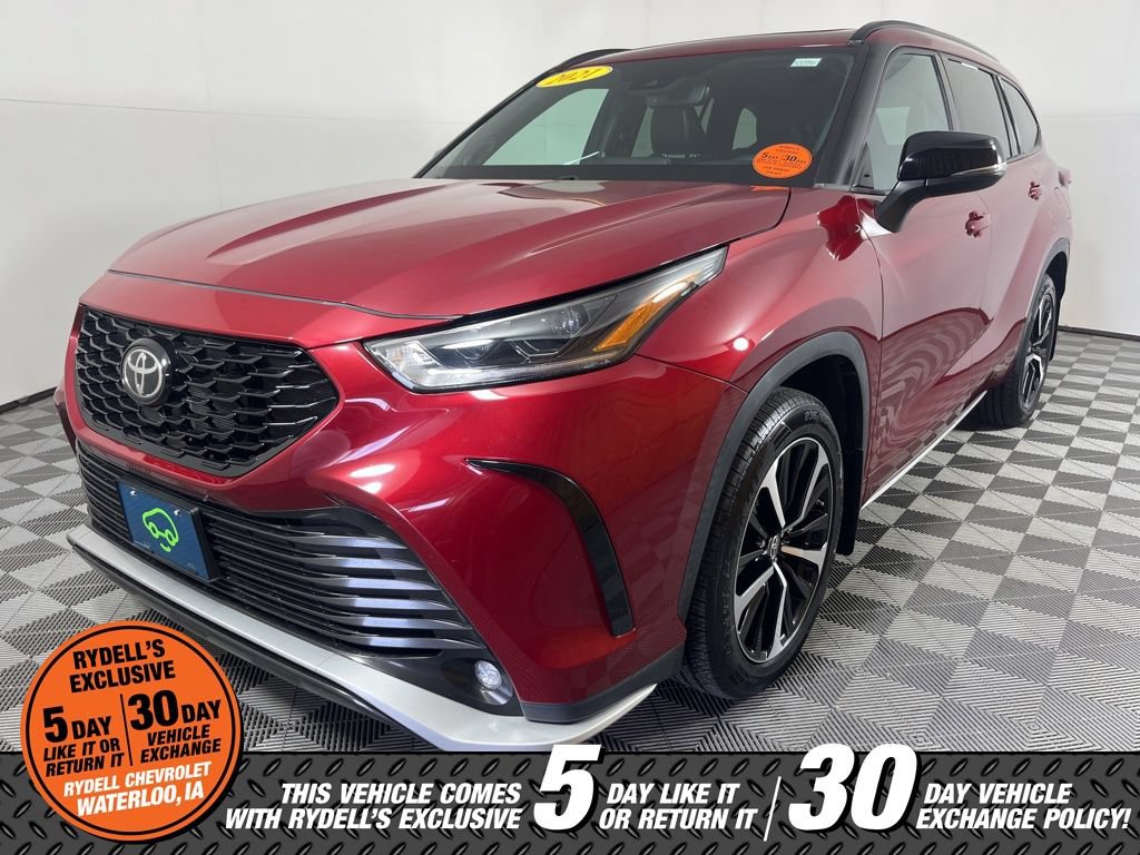Used 2021 Toyota Highlander XSE AWD/4WD image 10