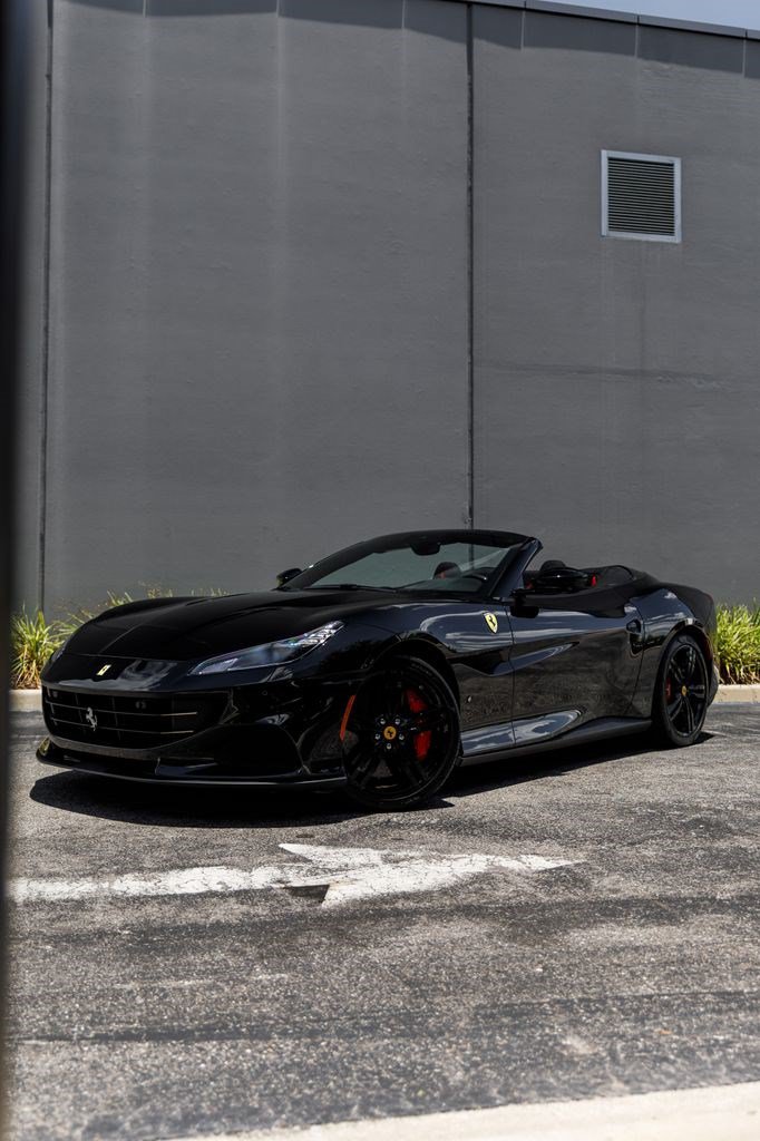 Used 2023 Ferrari Portofino M RWD image 45