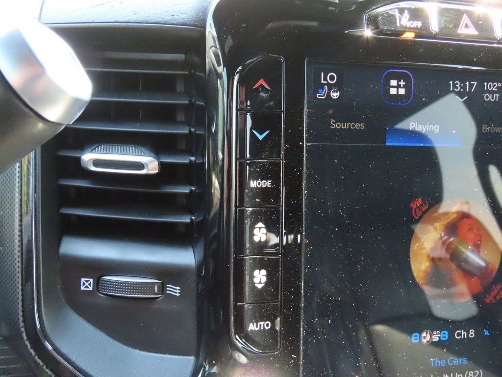 Used 2022 RAM 3500 Limited image 32