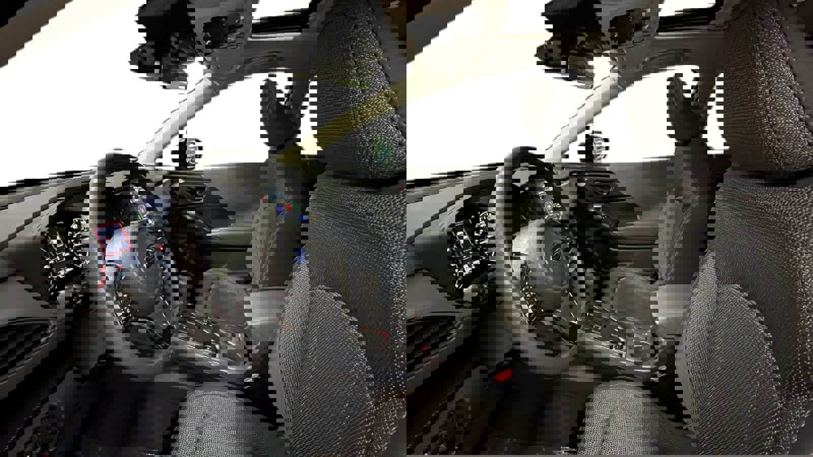 Used 2024 Subaru Crosstrek 2.0i Premium AWD/4WD image 4