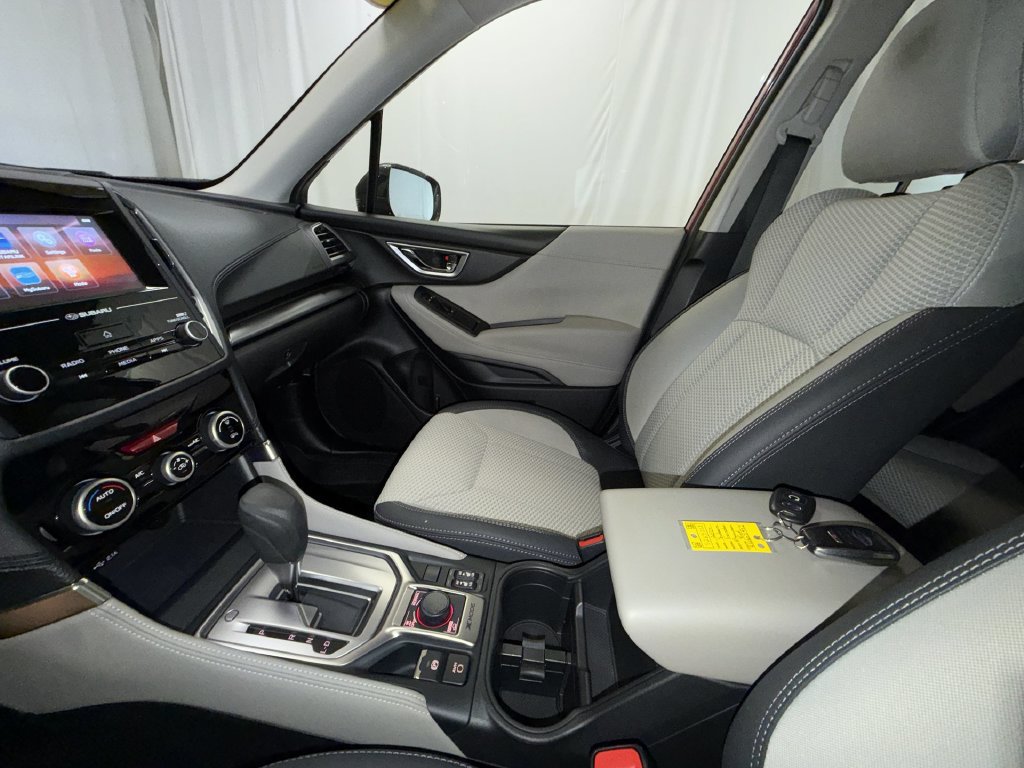 Used 2024 Subaru Forester Premium AWD/4WD image 23