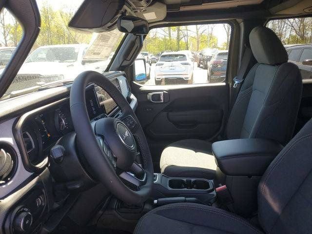 New 2026 Jeep Wrangler Unlimited Sport AWD/4WD image 17