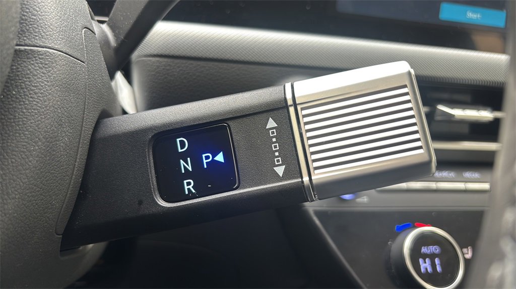 Certified 2025 Hyundai Sonata SEL image 24