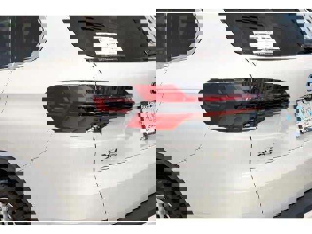 New 2026 BMW X5 xDrive50e image 45