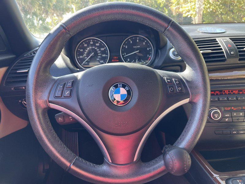 Used 2012 BMW 128i Convertible image 17