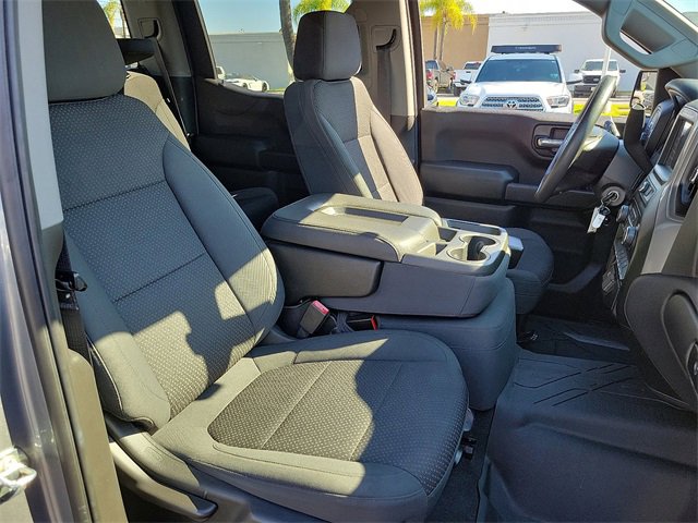 Used 2020 Chevrolet Silverado 1500 Custom w/ Custom Value Package image 18