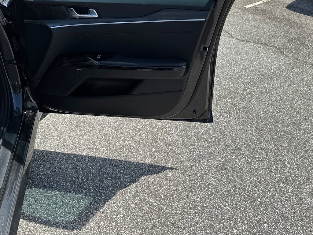 New 2025 Kia K5 EX image 14