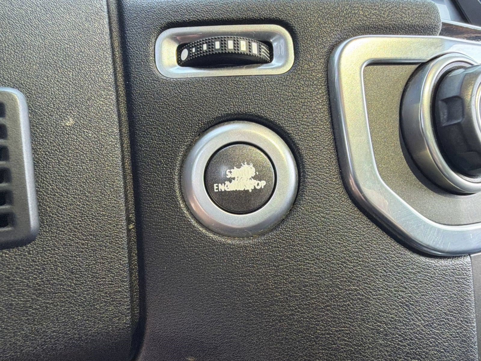 Used 2016 Land Rover LR4 HSE AWD/4WD image 19