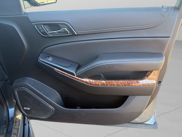 Used 2019 Chevrolet Tahoe Premier AWD/4WD image 10