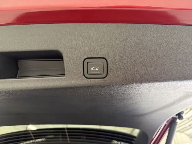 New 2026 Chevrolet Traverse RS image 19