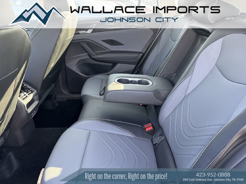 New 2025 Volkswagen Tiguan SE AWD/4WD image 27