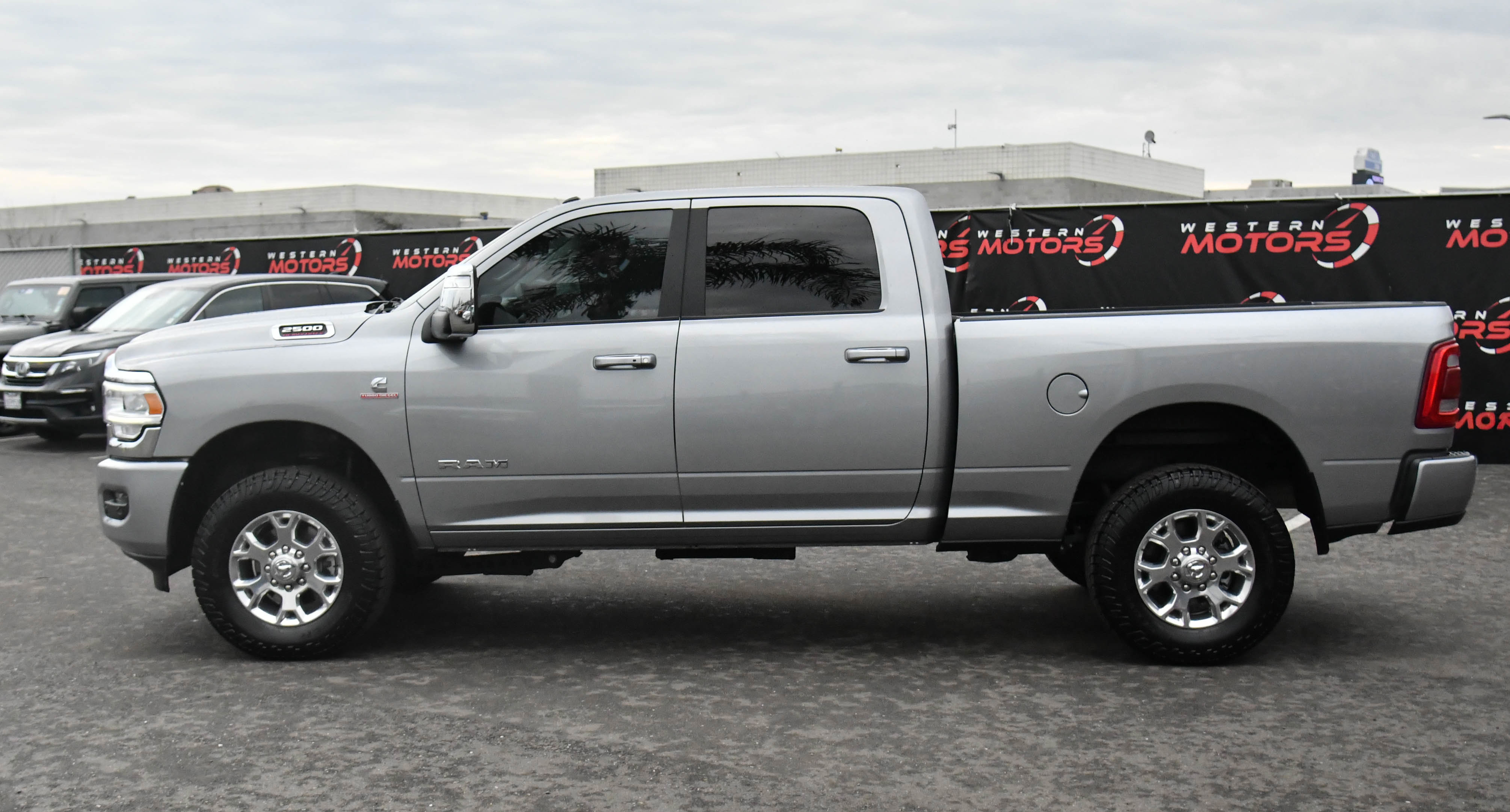 Used 2024 RAM 2500 Laramie image 4