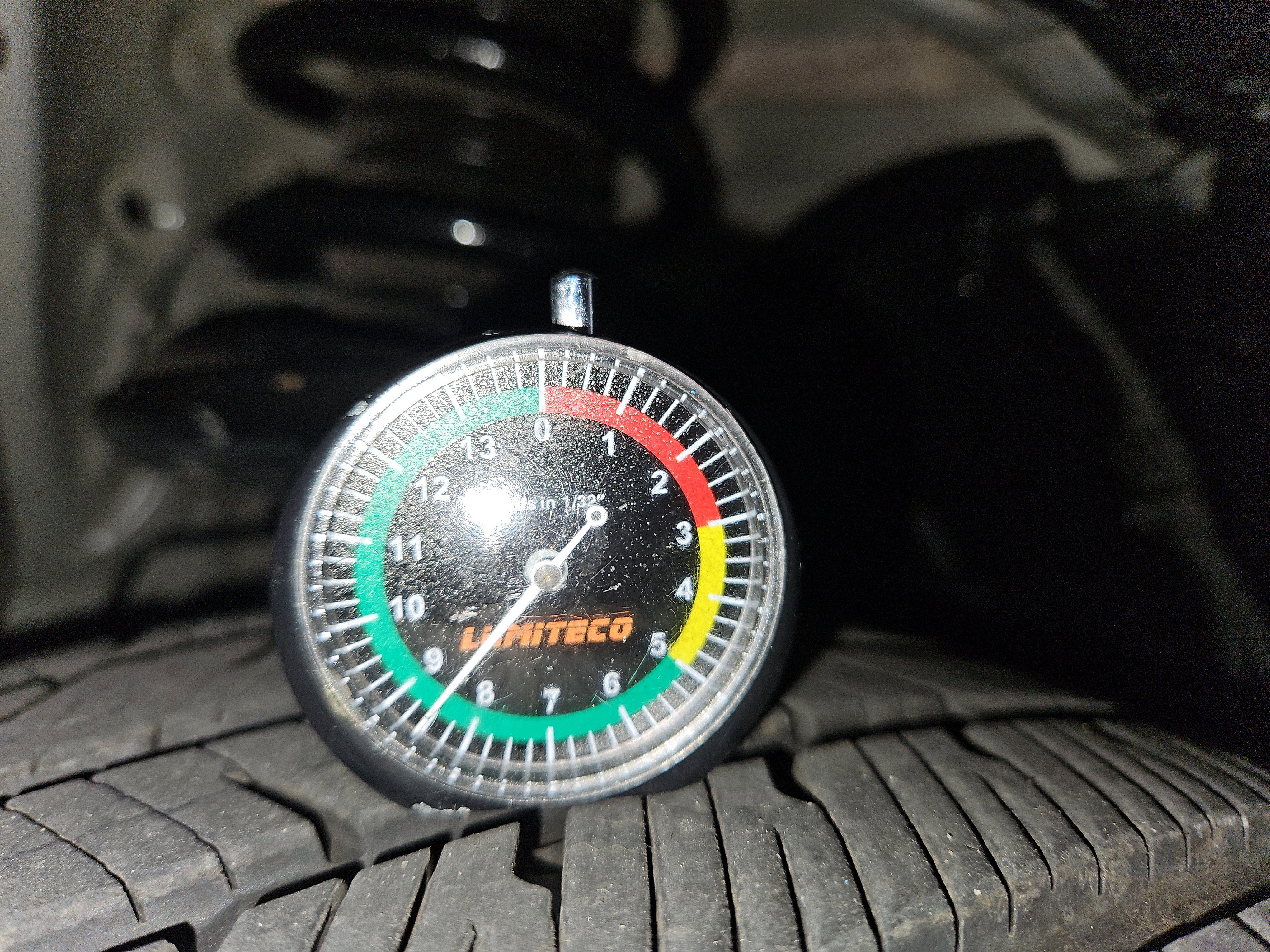 Used 2023 Nissan Pathfinder Platinum w/ Black Appearance Package image 26