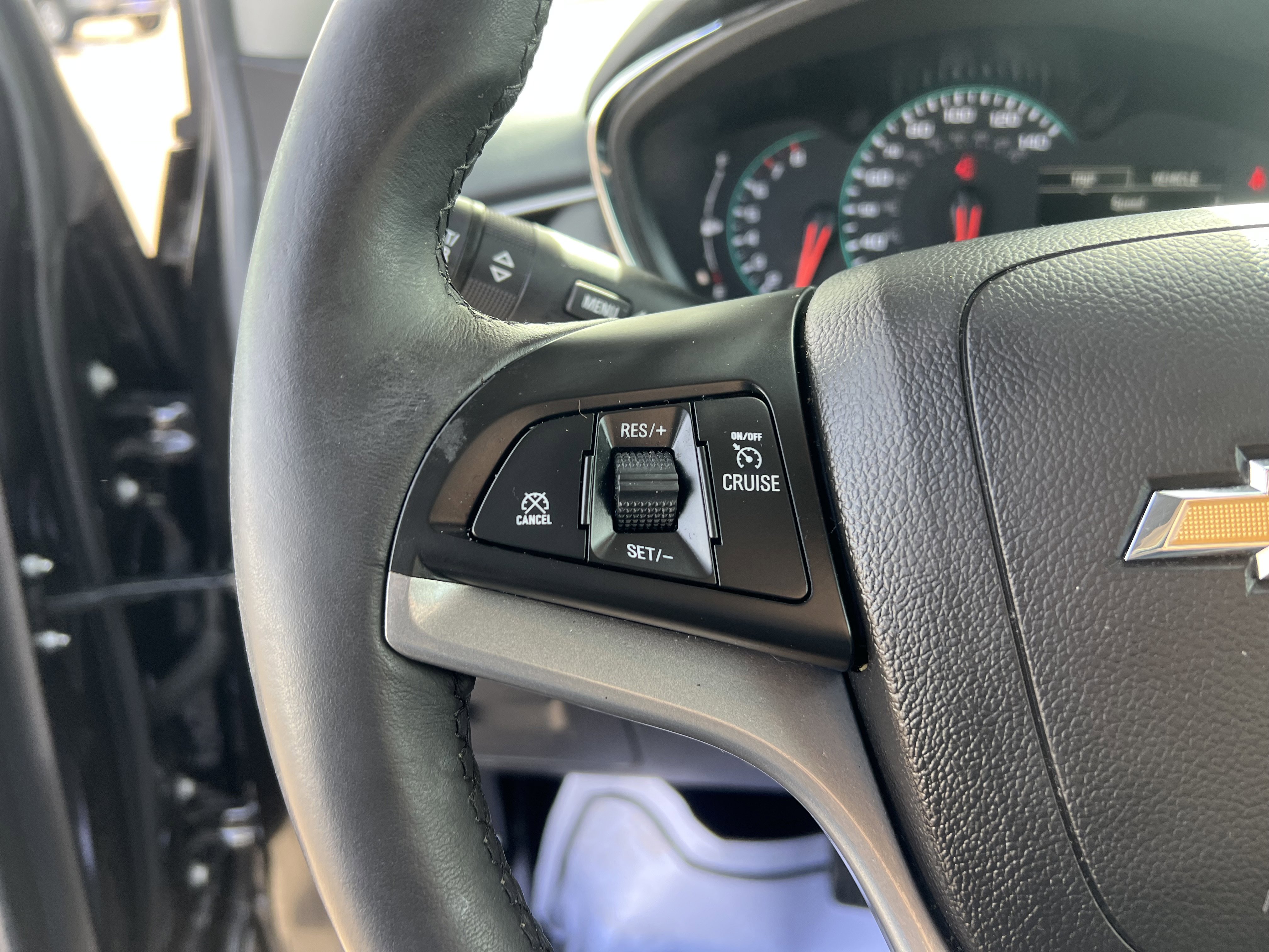 Certified 2022 Chevrolet Trax LT w/ LT Convenience Package image 19